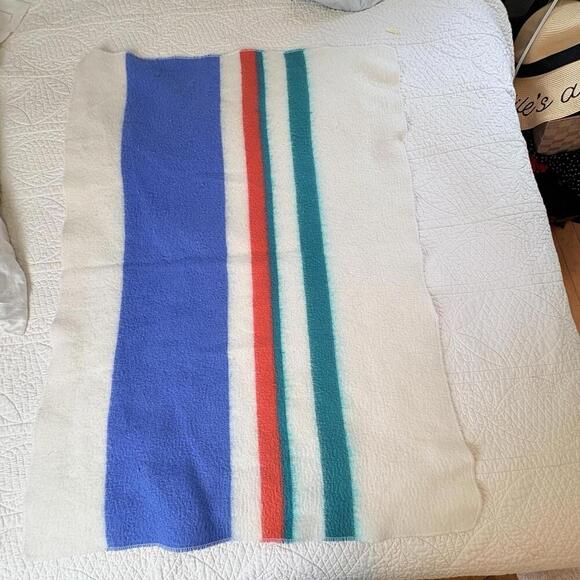 Baby Blanket Feel Striped Blue Aqua Red Vintage Camping Blanket Style But SOFT - Picture 5 of 15